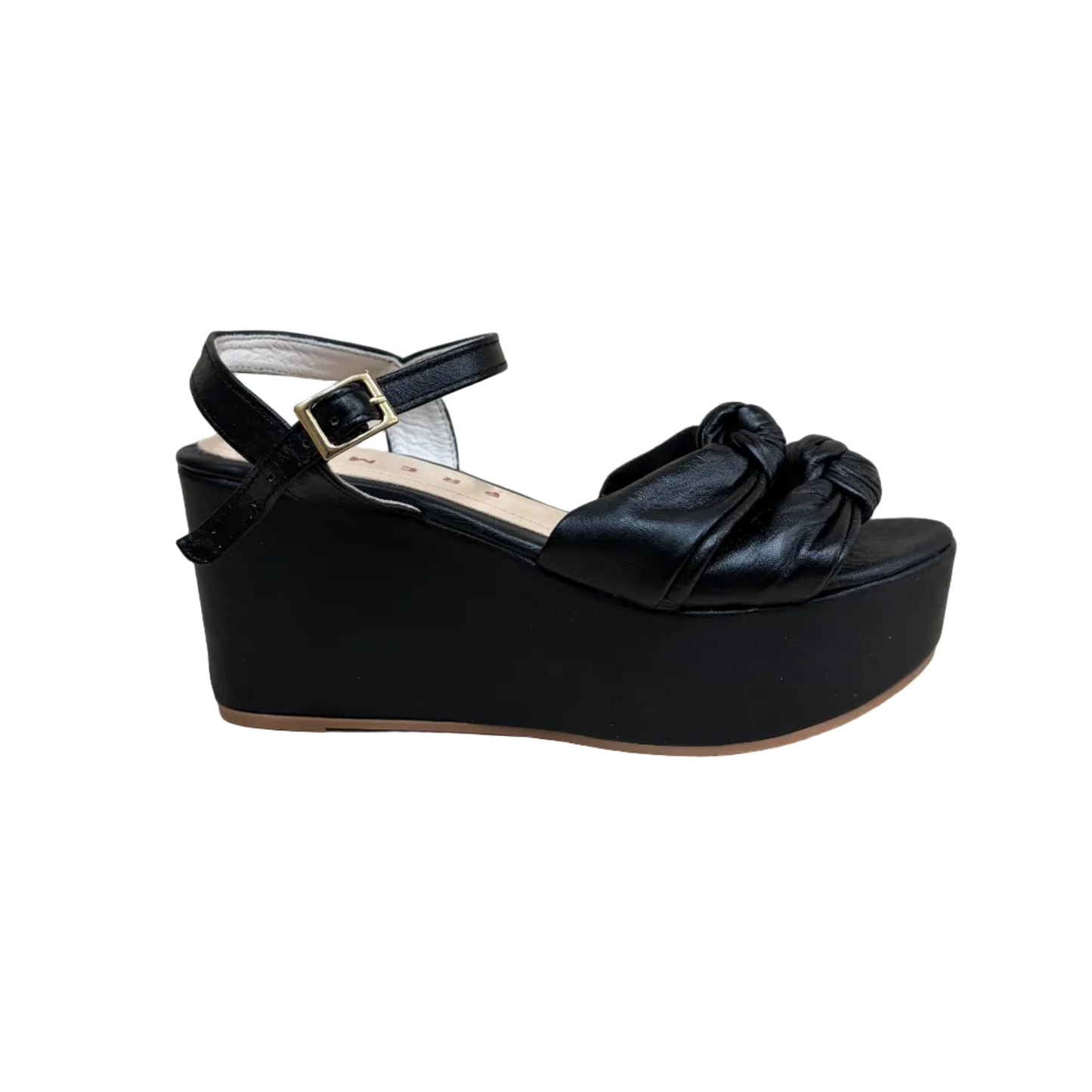 Pluma Wedge