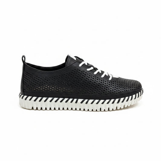 Brielle Sneakers