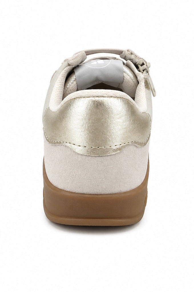Blythe Sneakers