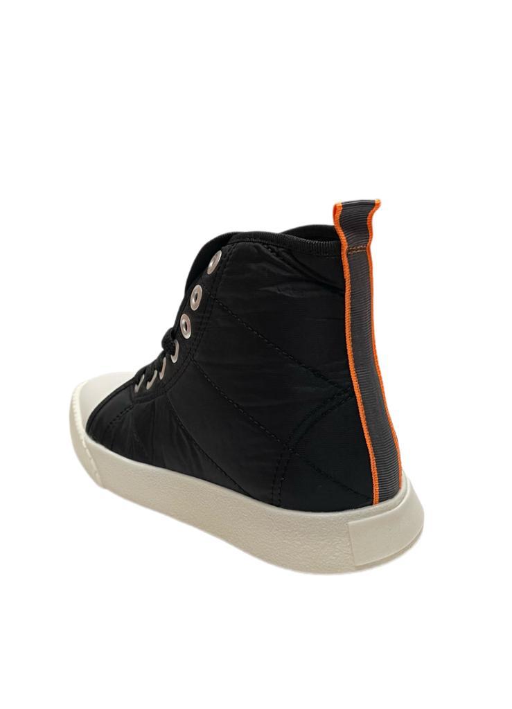 Geo Sneaker